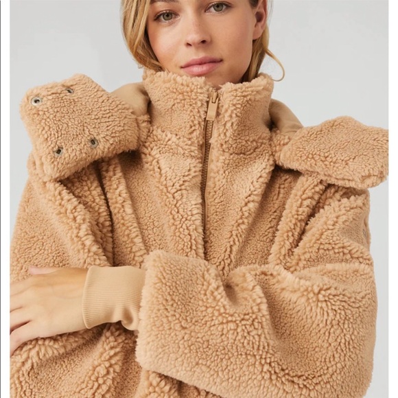 Alo Yoga Foxy Sherpa Jacket Camel - Picture 7 of 7